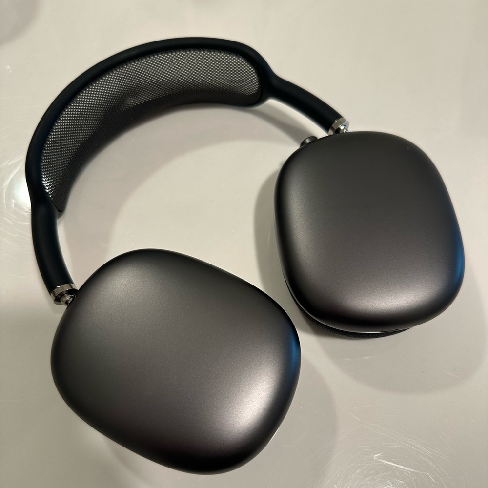 Apple AirPods Max